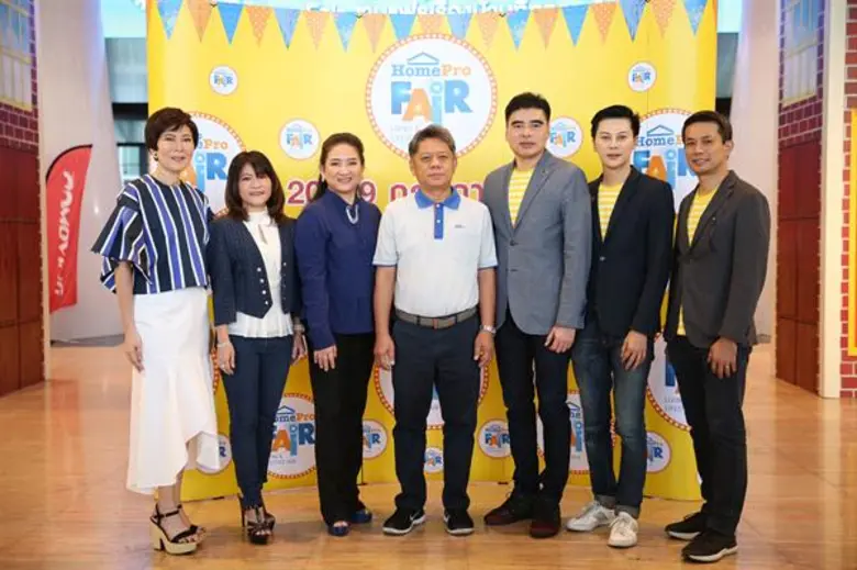 นายวีรพันธ์ อังสุมาลี รองกรรมการผู้จัดการ...