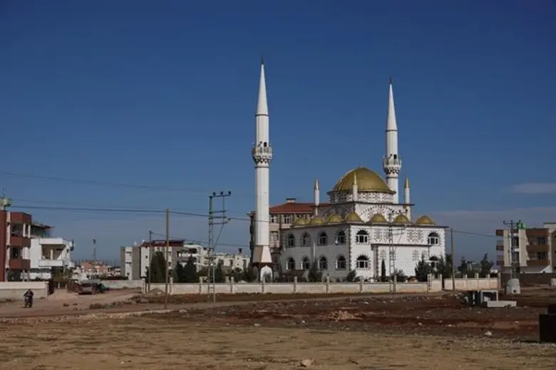 ทีวีไกด์: รายการ "เถื่อน Travel Season2"  ภารกิจสุดหินของ “สิงห์ วรรณสิงห์” กับการมุ่งหน้าสู่ชายแดนซีเรีย ใน “เถื่อน Travel 2”