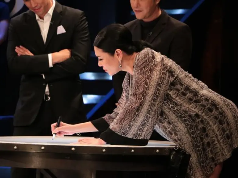 ทีวีไกด์: รายการ "เลขอวดกรรม" "ตุ๊ก ญาณี" สลดใจ! กับหญิงโดนข่มขีนนับครั้งไม่ถ้วน ใน "เลขอวดกรรม"