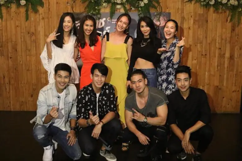 ถ่ายทำกันมาร่วมหลายเดือน นักแสดง ผู้กำกับ...