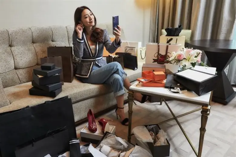 Smart Shopping Guide สไตล์ “มิว นิษฐา”