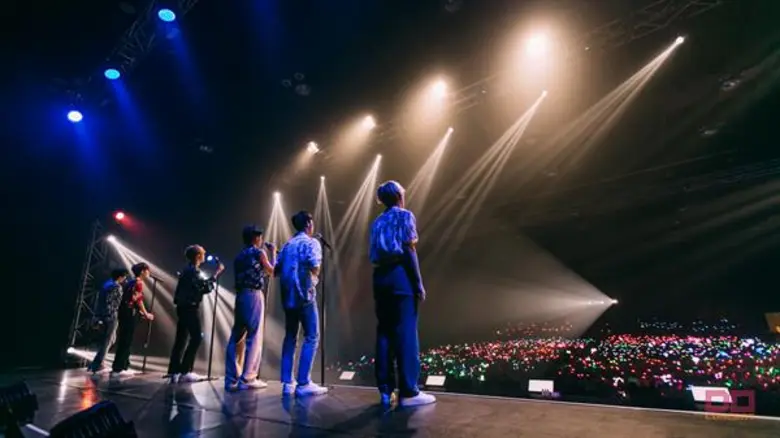 สุดประทับใจ NEX7 จัดเต็มในแฟนมีตติ้งครั้งแรกในประเทศไทย