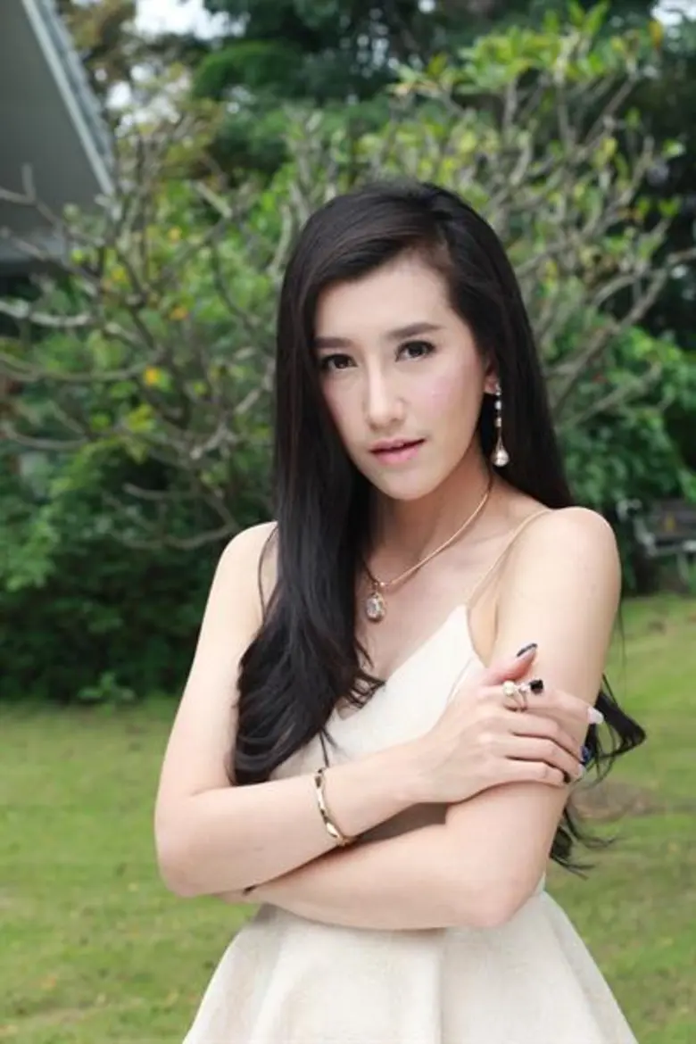 ต่าย ชัชฎาภรณ์ ชี้ชัดบท “สุรีย์” เป็นลูกผู้หญิงนั้นแสนยาก ตัดสินใจผิดชีวิตเปลี่ยน