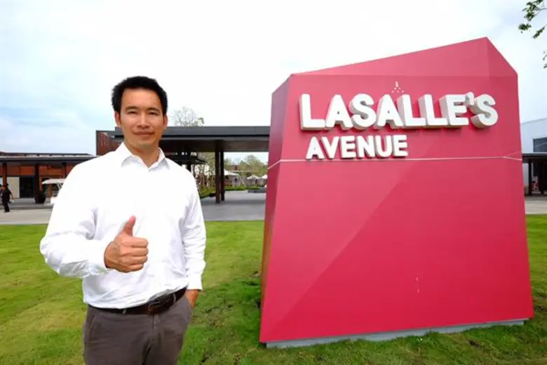 ย่านบางนาเนื้อหอม ล่าสุด แอสเสท เวิรด์ รีเทล ผนึกพลังแบรนด์ชั้นนำบูมกระแสธุรกิจค้าปลีก เปิดตัว 'ลาซาล อเวนิว’ เพิ่มรายได้รับไตรมาส 3 หลังปล่อยเช่าพื้นที่เต็ม 100%