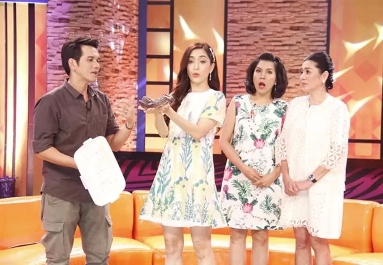 ทีวีไกด์: รายการ “หม้ายตัวแม่” “พิ้งกี้” ยิ้มร่าสั่นสู้งูพิษ!! พร้อมเปิดใจ “จ๊ะ” รีเทิร์นรักเก่า