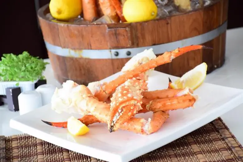 10-13 สิงหาคมนี้ เชิญฉลองวันแม่ 4 วันเต็ม...