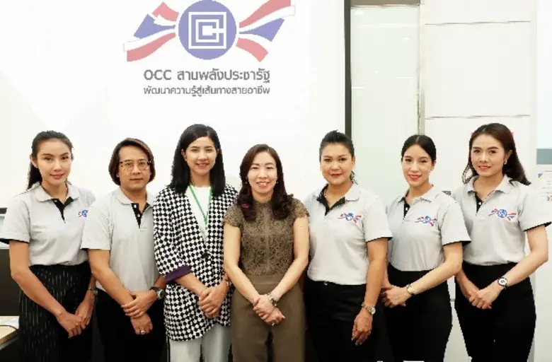 รองศาสตราจารย์ ดร.จินตวีร์ เกษมสุข คณบดีค...