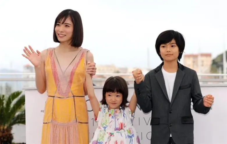 Movie Guide: 1 คำถาม 1 คำตอบ “ Shoplifters ครอบครัวที่ลัก ” เยือน “เมืองคานส์” ขโมยทั้งปาล์มทองและหัวใจคนดู