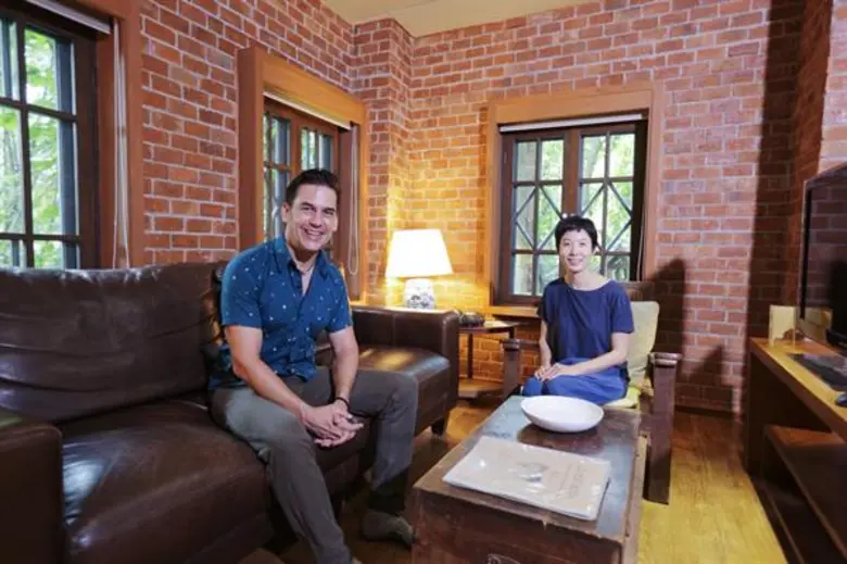 ทีวีไกด์: รายการ "หลงรักยิ้ม"ชมทุ่งไฮเดรนเยีย โครงการหลวงขุนแปะแวะเช็คอินที่เที่ยวยอดฮิต เก๊าไม้ล้านนาใน “ใชเหมี่ยง เชียงใหม่” กับฝรั่ง “แดเนียล เฟรเซอร์”