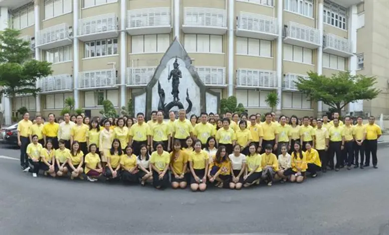 ผู้บริหารกระทรวงเกษตรและสหกรณ์ ร่วมปลูก "...