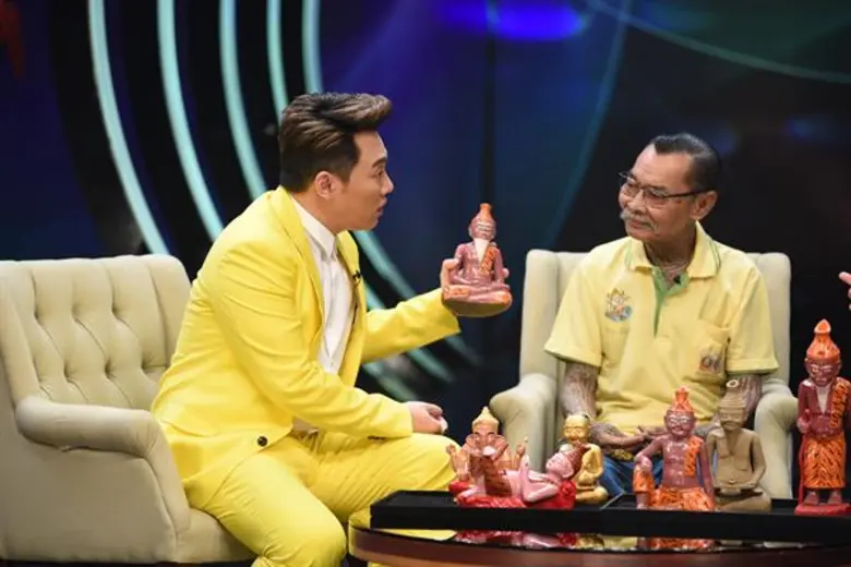 รายการ "มูไนท์ (MooNight)" วันอังคารที่ 3...