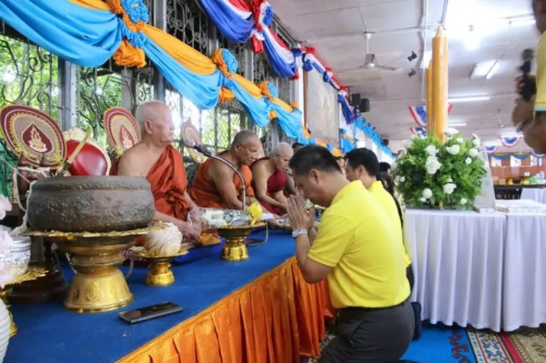 โรงแรมดุสิตธานี พัทยา จัดกิจกรรมถวายเทียนเนื่องในวันอาสาฬหบูชาและวันเข้าพรรษา