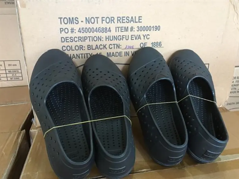 มูลนิธิ EDF ร่วมกับรองเท้าทอมส์มอบรองเท้าให้นักเรียนไทยยากจนในเชียงราย 38,970 คู่