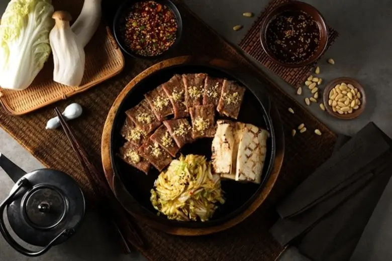 ห้องอาหารเกาหลีคองจู ชั้น 2 โรงแรมปทุมวัน...