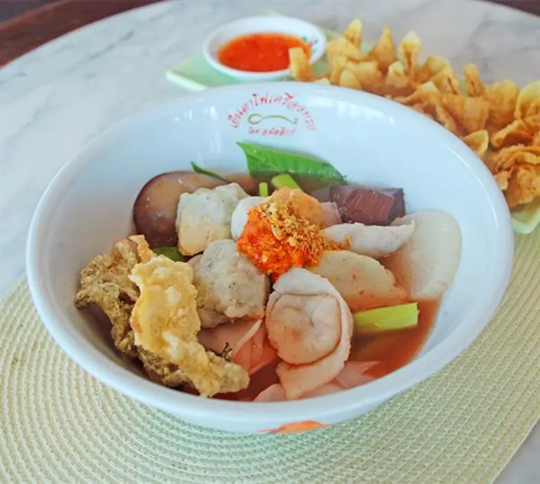 เย็นตาโฟเครื่องทรง โดย อ.มัลลิการ์ ฉลอง 20 ปี จัดแคมเปญ อิ่มสุดฟิน ลุ้นกินฟรีตลอดปี พร้อมร่วมทำบุญตลอดสิงหา 61