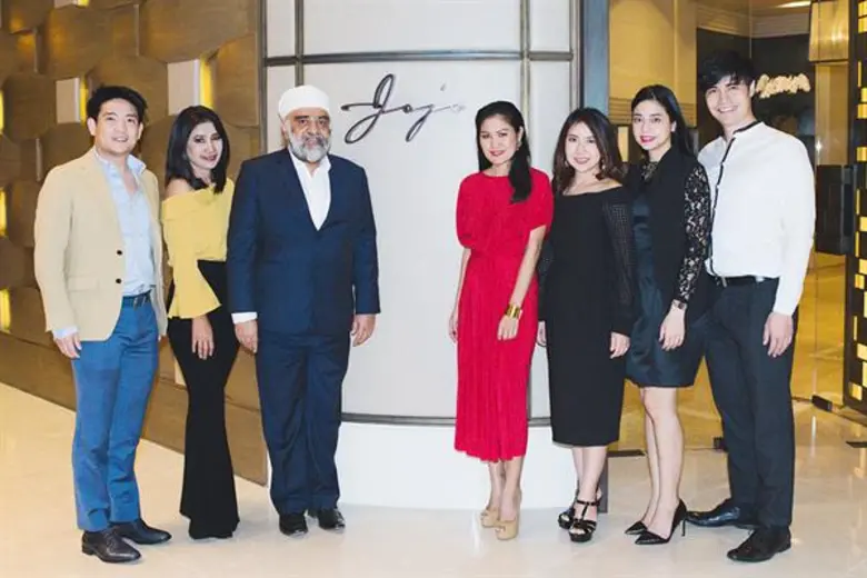 นางสาวอาภาพิชา สุววรรณปาน กรรมการผู้จัดกา...