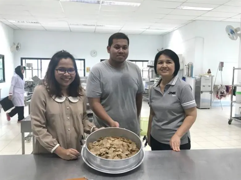 อาจารย์ มรภ.สงขลา จับมือ ม.เทคโนโลยีพระจอ...