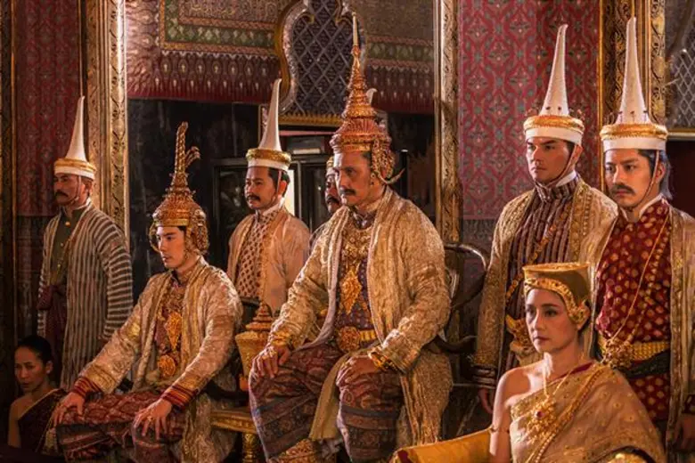 ฉากอลังการใน 'ศรีอโยธยาภาค ๒’ ' นุ่น-วรนุช ’ รำถวายตัวในพิธีสถาปนา ' พระมเหสีฝ่ายซ้าย ’