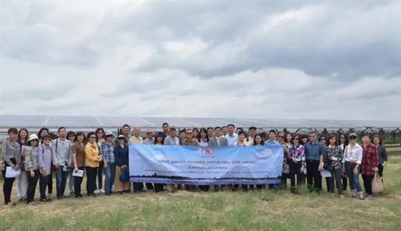 คุณจอมทรัพย์ โลจายะ ประธานคณะกรรมการ , คุ...