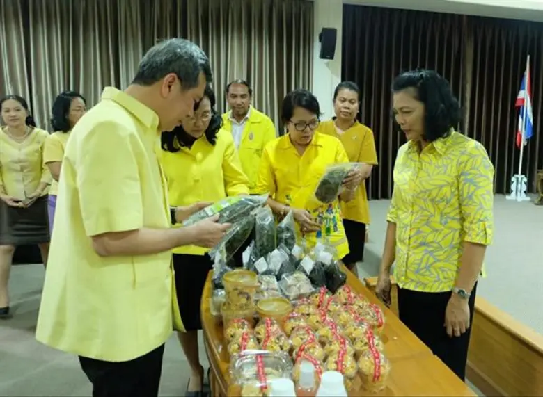 นายชาติชาย อุทัยพันธ์ ผู้ว่าราชการจังหวัด...