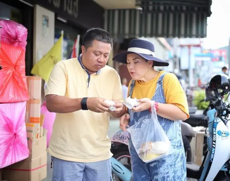 ทีวีไกด์: รายการ “แหม่มบ๊อบ LET’S GO” ชวนชิม ทุเรียน ออแกนิค ป่าละอู ที่ หัวหิน