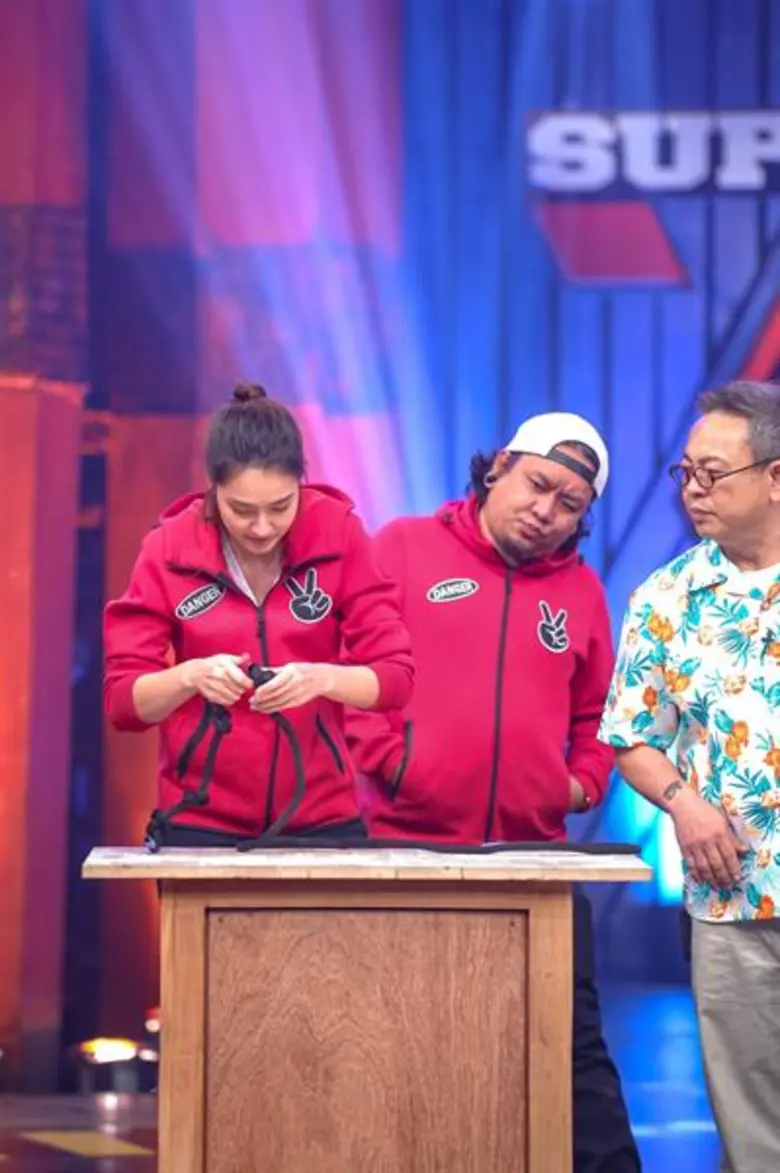 ทีวีไกด์: รายการ "เกมพันหน้า ซูเปอร์ เซเว่น" สัปดาห์นี้ จับดารา “โดดเชือก” ย้อนวัยเด็ก!! แถมพักยกพบกับละครบู๊แบบแมนแมน “สมิงจ้าวท่า”