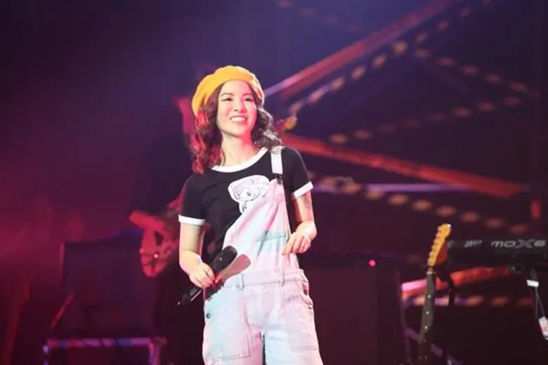 ไม่ต้องพูดเยอะ Room 39 ปะทะ The Toy กรี๊ดสนั่น ลั่นคัฟเวอร์ไนท์ ไลฟ์