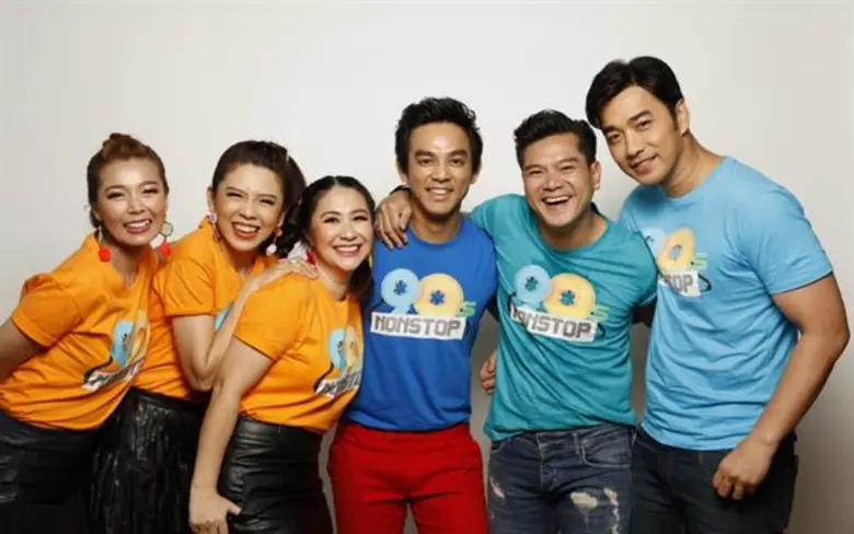 ออกอาการดีใจ และปลื้มใจกันสุด ๆ กันไปอีกวง กับเกิร์...