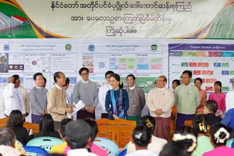 สตีเบล เอลทรอน เปิดประสบการณ์สุดเอ็กซ์คลูซีฟติดขอบสนาม ชมบอลคู่เดือดในวีไอพีบ็อกซ์สตีเบล เอลทรอน ณ ลีโอ สเตเดียม