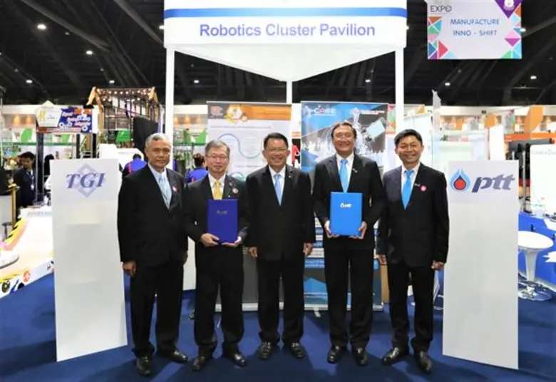 นายสมชาย หาญหิรัญ รัฐมนตรีช่วยว่าการกระทร...