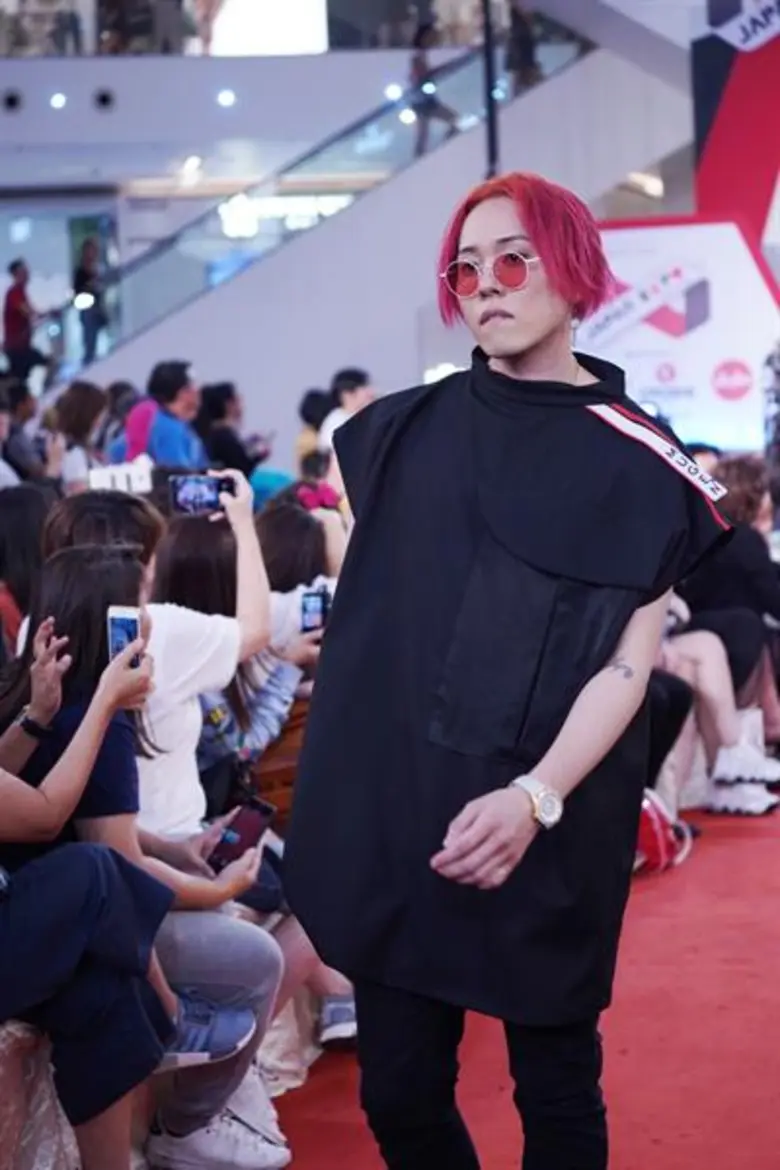 กรี๊ดลั่นฮอลล์!!! แฟชั่น MUGEN โดดเด่นบนรันเวย์!!! นางแบบนายแบบไทยผงาด!!! สร้างชื่อที่มาเลเซีย