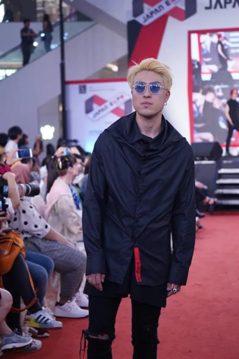 กรี๊ดลั่นฮอลล์!!! แฟชั่น MUGEN โดดเด่นบนรันเวย์!!! นางแบบนายแบบไทยผงาด!!! สร้างชื่อที่มาเลเซีย