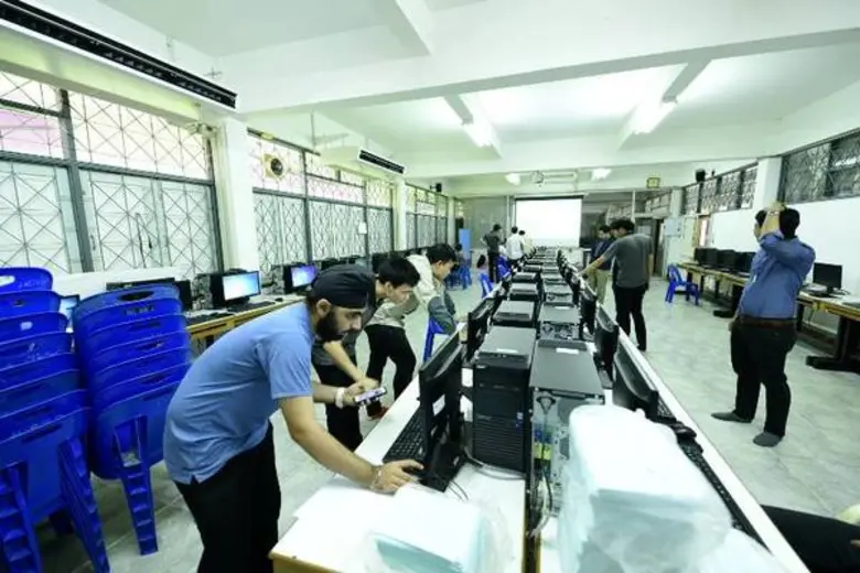 เด็ก IT SPU แบ่งปันความรู้ IOT สู่น้องๆ ร.ร.บ้านค่าย ระยอง