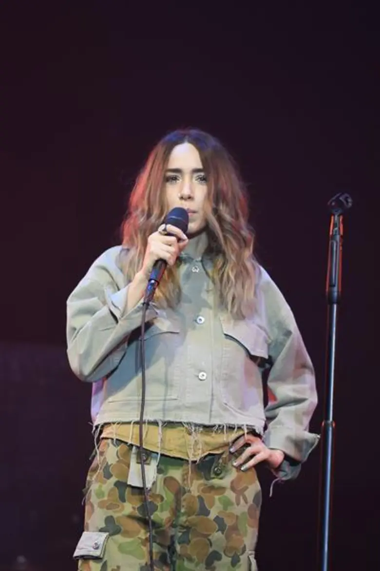 แดนซ์มันสมการรอคอยของสาวกนักร้องสาวดีว่า ...