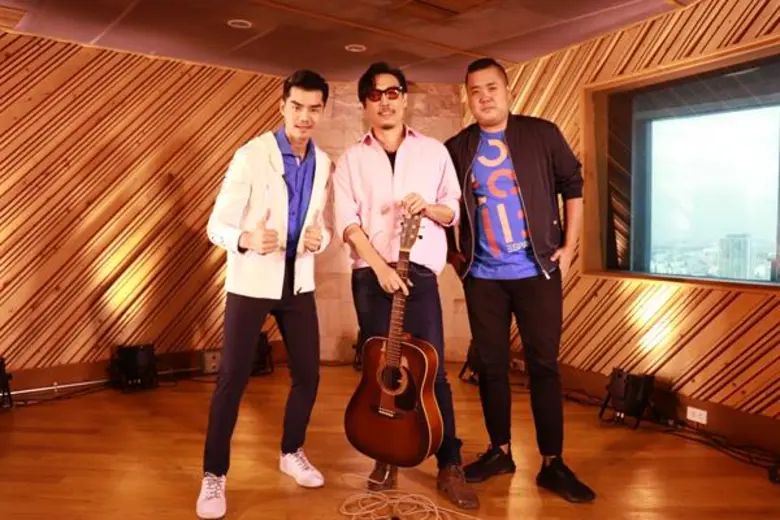 ทีวีไกด์: รายการ “Life.beats”  ขยี้อารมณ์ ทุกเมโลดี้!! “หมู มูซู” นั่งร้องไห้คนเดียว ในรายการ “Life.beats” (ไลฟ์ บีทส) วันอาทิตย์ที่ 12 ส.ค นี้