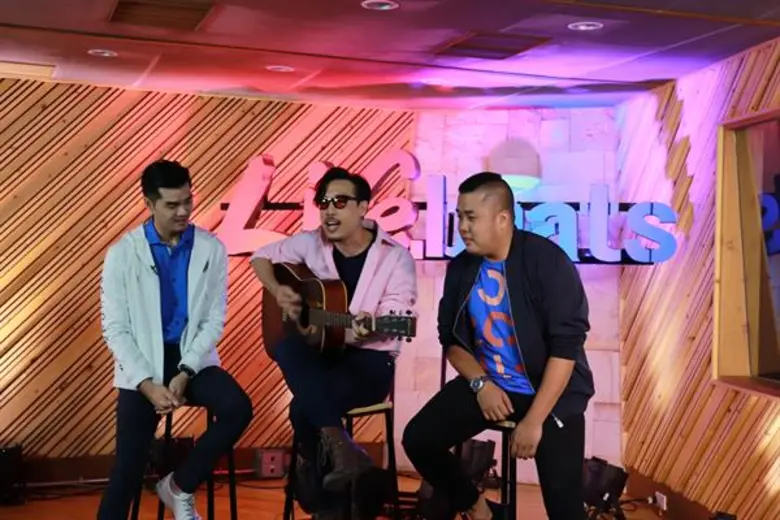 ทีวีไกด์: รายการ “Life.beats”  ขยี้อารมณ์ ทุกเมโลดี้!! “หมู มูซู” นั่งร้องไห้คนเดียว ในรายการ “Life.beats” (ไลฟ์ บีทส) วันอาทิตย์ที่ 12 ส.ค นี้