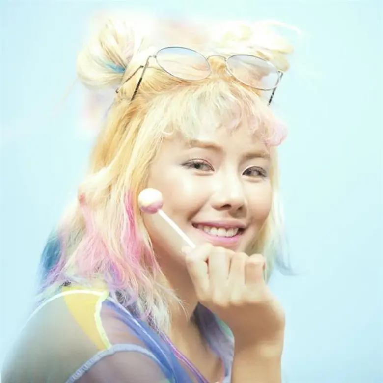 หลังจากผลงานเดี่ยวซิงเกิ้ล Already go lad...