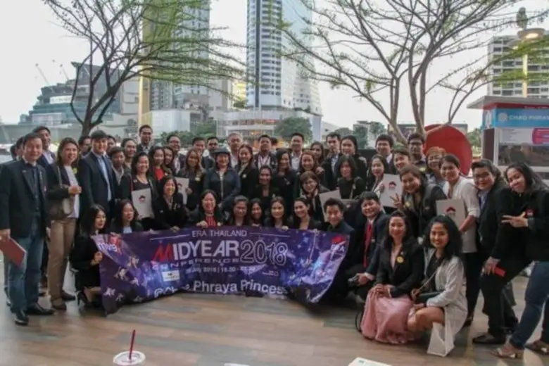 นายวรเดช ศิวะเตชานนท์ ประธานกรรมการบริหาร บริษัท อี...