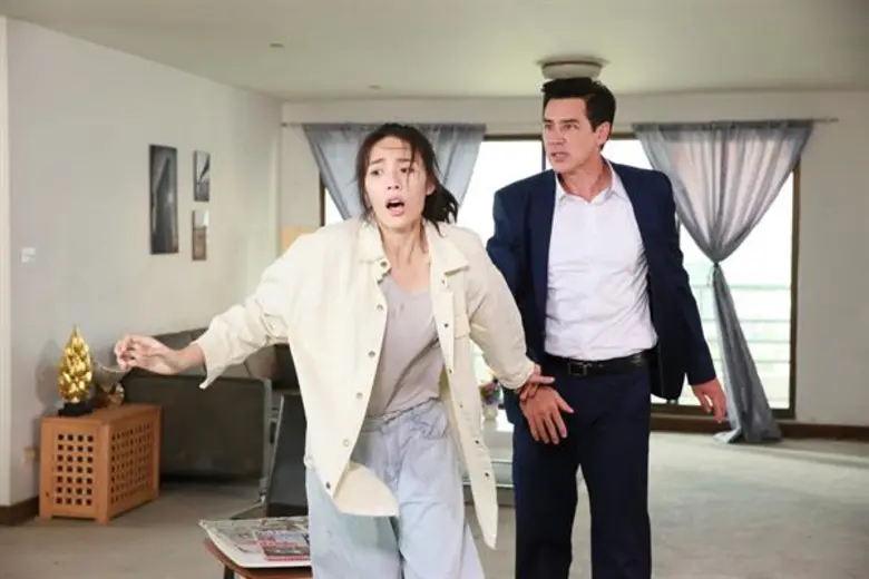 “หลิน” ทำขัดใจ “วิลลี่” โกรธจัด ตบหน้าหัน ใน “สัมผัสรัตติกาล” ทำเอาคนดูลุ้นตลอดๆ สำหรับเรื่องราวของละครเรื่อง “สัมผัสรัตติกาล” และยิ่งตื่นเต้นสุดๆ