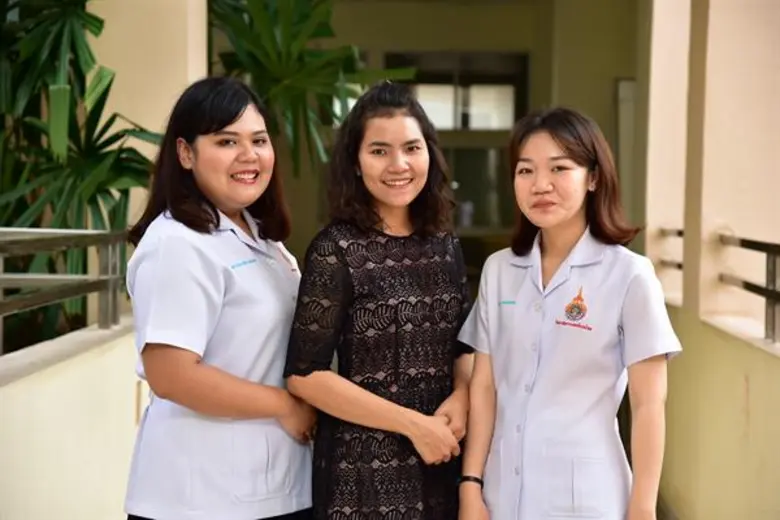 ผลงาน มทร.ธัญบุรี 'เจลฟิล์ม’ จากพญายอ ไอเท็มสมุนไพร ที่คนเป็นผื่นคันต้องมี