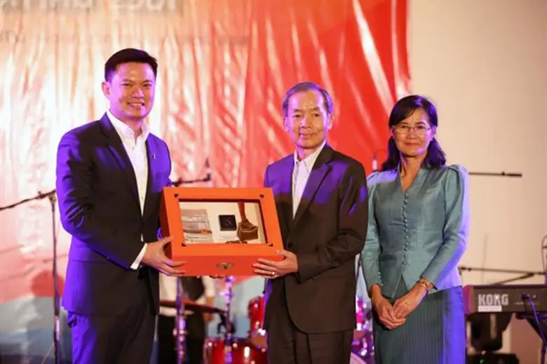 สจล. จับมือ สมาคมไทย - ลาว จัดคอนเสิร์ต “ร่วมส่งน้ำใจ ไปช่วยลาว” ระดมทุนช่วยเหลือผู้ประสบภัยลาว แทนใจคนไทยทั้งประเทศ