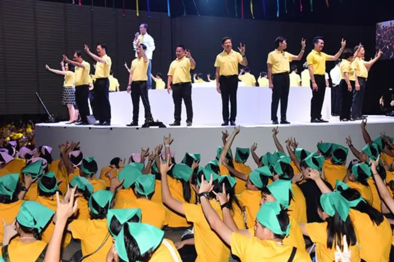 นึกว่าแร๊ปเปอร์ดังมาเอง ที่ไหนได้เป็นอธิการบดีหนุ่มชื่อดังคนนี้!