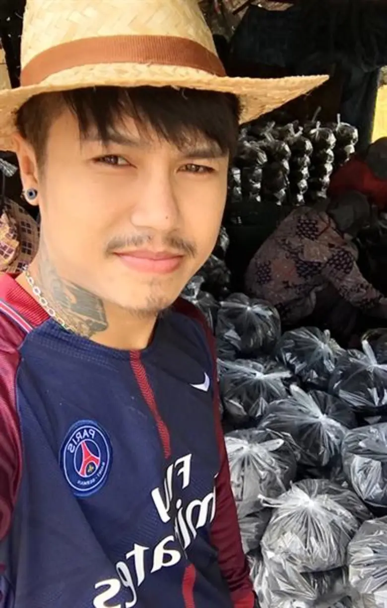 บอย-ฮาร็อค บอกไม่อาย ช่วยแม่ขายถ่าน วันว่างจากคอนเสิร์ต