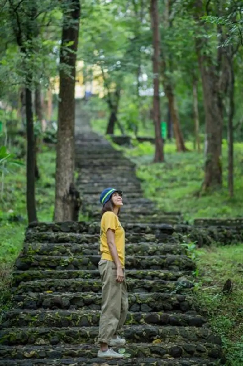 เหล่าดาราปลิ้มใจ ท่องเที่ยวตามวิถีไทย สัมผัสความงดงามของปรัชญาเศรษฐกิจพอเพียง ในโครงการ“แหล่งท่องเที่ยวตามรอยศาสตร์พระราชา สู่การเชื่อมโยงแอ่งท่องเที่ยว”
