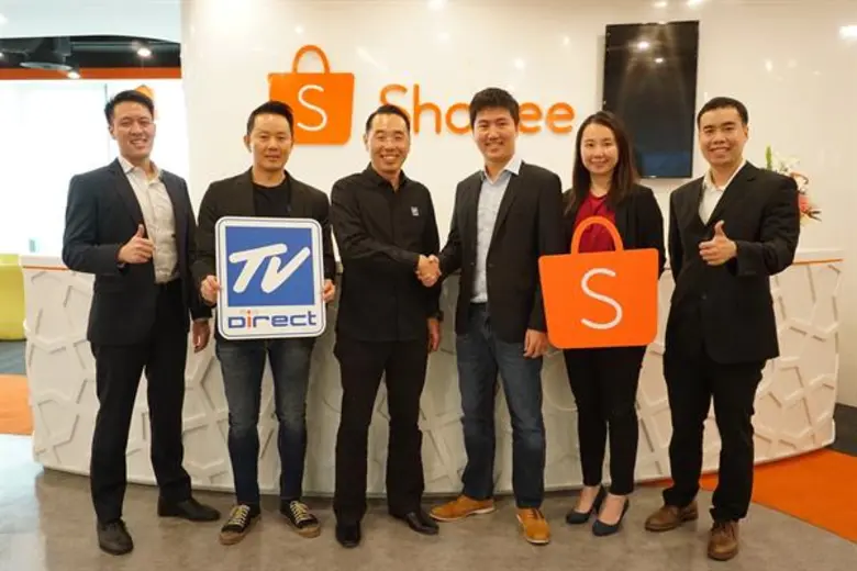 นายทรงพล ชัญมาตรกิจ (ที่ 3 จากซ้าย) ประธา...