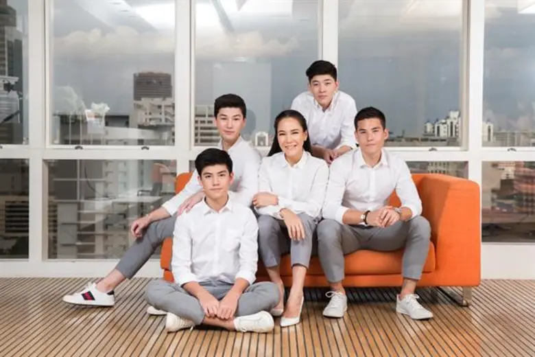 วันแม่ปีนี้ คุณแม่ที่ยิ้มกว้างกว่าใคร เห็...