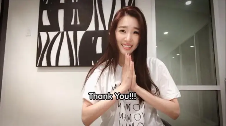 แฟนมีตติ้งขยับวันเป็น 20 ก.ย.! “ทิฟฟานี่” เซลฟี่คลิปย้ำแฟนคลับไทยด้วยตัวเอง เฟโอห์ปรับขยายสถานที่ไปธันเดอร์โดมตอบรับเสียงเรียกร้องโซวอน