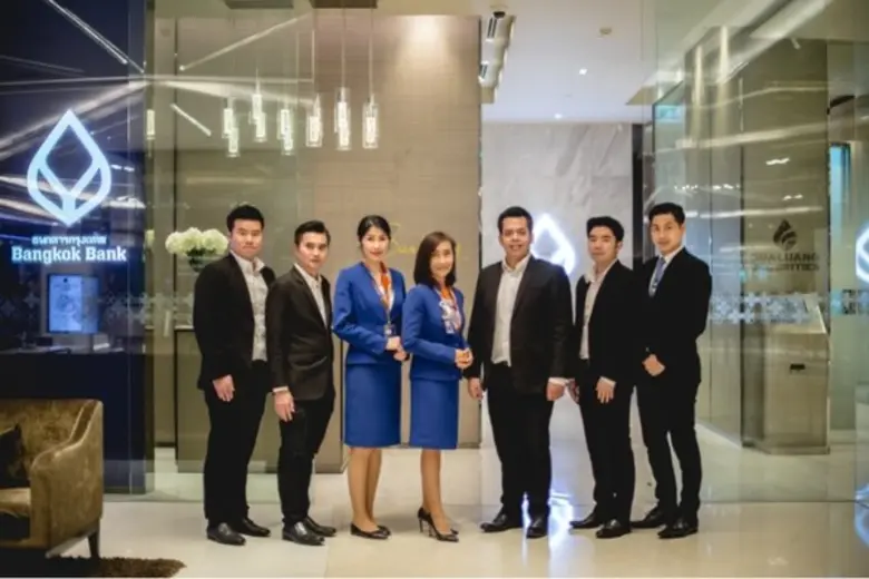 “หลักทรัพย์บัวหลวง” ผนึกกำลัง “แบงก์กรุงเทพ” ดันสาขาเดอะคริสตัล” สู่ “ศูนย์การลงทุนและการเรียนรู้ครบวงจร”