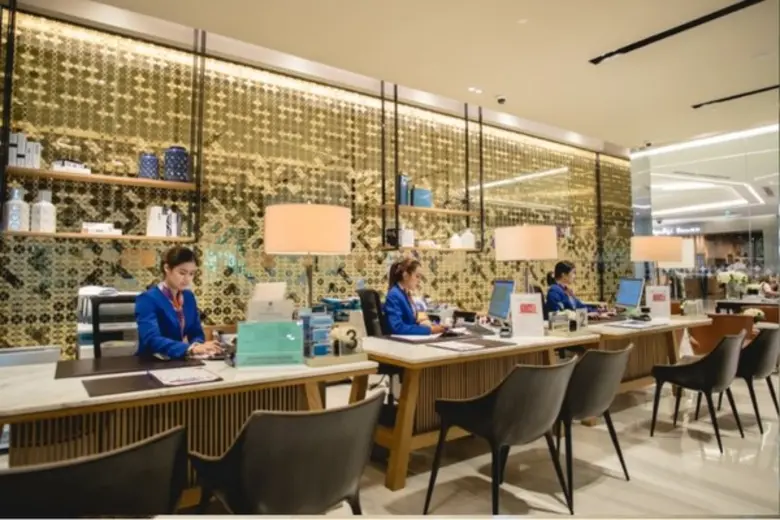 “หลักทรัพย์บัวหลวง” ผนึกกำลัง “แบงก์กรุงเทพ” ดันสาขาเดอะคริสตัล” สู่ “ศูนย์การลงทุนและการเรียนรู้ครบวงจร”