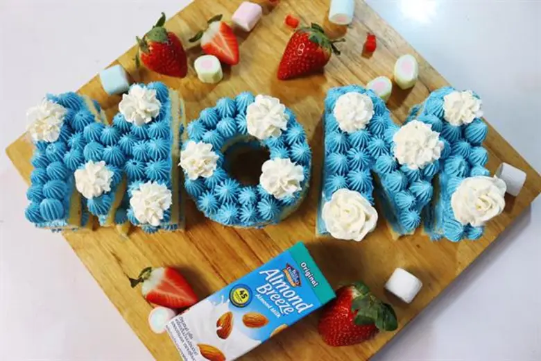 บลูไดมอนด์ โกรเวอร์ส สหกรณ์ผู้ผลิตอัลมอนด...